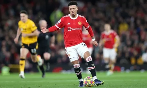 "Jadon Sancho không phải là David Beckham"