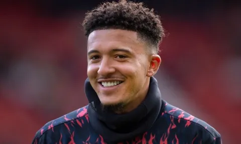Jadon Sancho tiết lộ đang học hỏi 3 ngôi sao M.U
