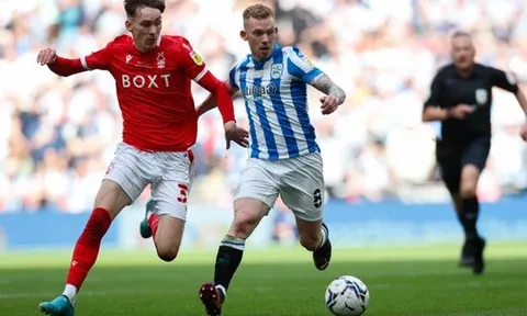 James Garner gửi lời đến Man Utd sau khi thăng hạng Premier League
