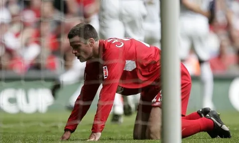 Jamie Carragher và 4 cầu thủ phản lưới nhà nhiều nhất lịch sử Ngoại hạng Anh