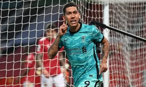 Jamie Redknapp chỉ ra cầu thủ nổi bật nhất Liverpool trận thắng Man Utd