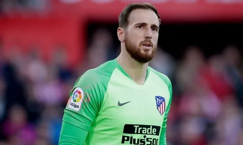 Jan Oblak “thả thính” Premier League, M.U-Chelsea sôi sục