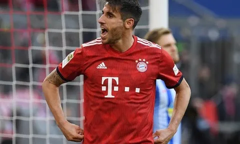 Bayern "tối tăm mặt mũi", công thần cú ăn ba nằng nặc đòi đi