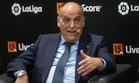Chủ tịch La Liga: "Một sự sỉ nhục với bóng đá. Al-Khelafi nguy hiểm không kém Super League"