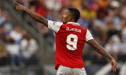 Đồng đội cũ tiết lộ sự khổ luyện của Gabriel Jesus