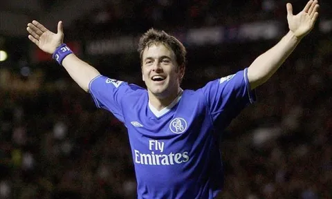 Joe Cole dự đoán cuộc đua top 4 giữa Man Utd và Tottenham