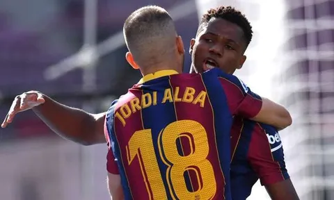 Sút tung lưới Real, Ansu Fati lập kỷ lục khủng khiếp ở El Clasico