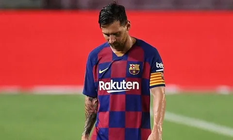 'Maradona có rất nhiều đam mê với bóng đá, Messi chẳng có gì cả'