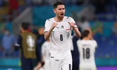Jorginho được thèm muốn, người đại diện hé lộ tương lai