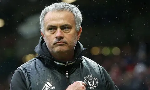 Làm HLV Tottenham, Mourinho nói 2 câu thật lòng về Man United