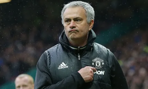 Mourinho: "Khi bị Man Utd sa thải, tôi cấm các trợ lý làm 1 điều"