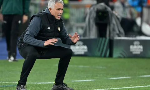 Mourinho: "Tôi từ chối đánh giá cao cậu ta"