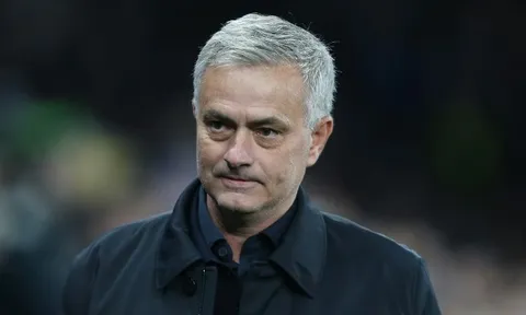 7 trận đầu mùa, Liverpool thủng lưới bằng cả mùa đầu của Mourinho ở Anh