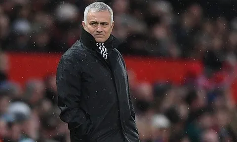 Jose Mourinho và bến đỗ tiếp theo: Đợi chờ hay không, thách thức hoặc an toàn?