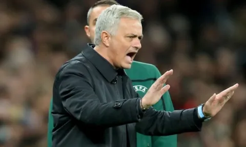 Tottenham thăng hoa, Mourinho cảm ơn cái tên không ai ngờ
