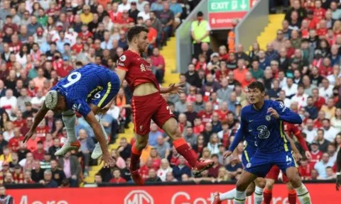 Trận hòa Chelsea chỉ ra vấn đề chuyển nhượng của Liverpool
