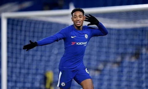 Xác nhận: Chelsea chia tay hậu vệ cánh trái