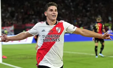 Man United sẵn sàng chơi lớn với sát thủ tuổi teen