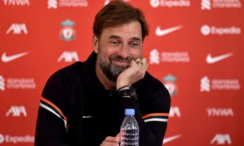 Jurgen Klopp: “Chúng tôi không bơi trong tiền”