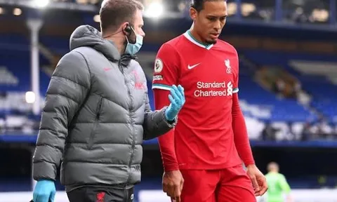 Jurgen Klopp: "Hiện giờ, chỉ có hai người gánh chịu hậu quả"