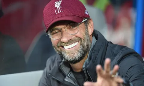 Jurgen Klopp lại trả lời thư fan nhí, CĐV Liverpool lo lắng
