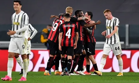 'Quá đau đớn, hãy thức tỉnh đi Juventus'