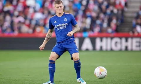 Real Madrid báo động đỏ trước trận tái đấu PSG