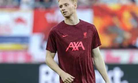 Kẻ đến người đi ở Liverpool