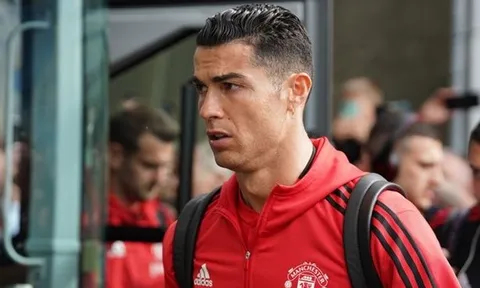 Kế hoạch chuyển nhượng tơi tả của Ronaldo