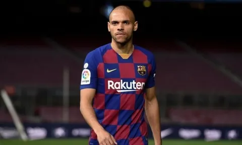 Kẻ đòi áo số 10 của Messi đăng đàn nói về tương lai