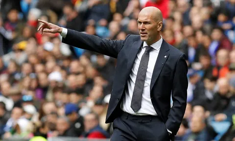 "Kẻ thất sủng" nhận tin vàng từ HLV Zidane ngay trước thềm năm mới
