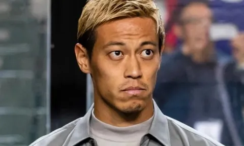Keisuke Honda không dự họp báo trước trận đầu ở SEA Games 31