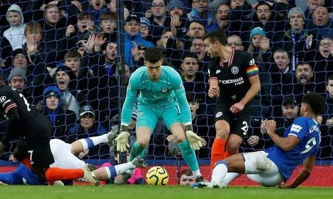 9 thống kê ngày Chelsea sụp đổ: Bàng hoàng Kepa tệ nhất Premier League