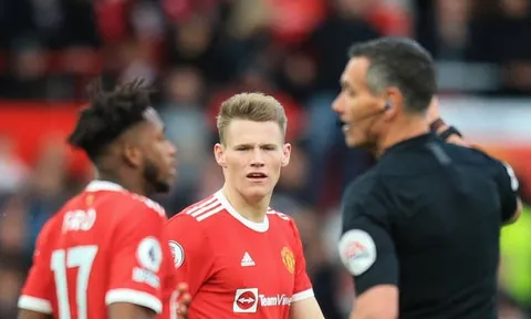 Khả năng chuyền bóng tệ hại của Scott McTominay