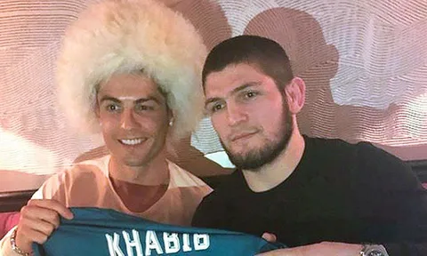 'Năm nay Ronaldo đã 34 tuổi, anh ấy nên giải nghệ ở tuổi 35'