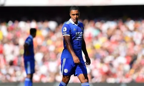 Khán giả Emirates đồng thanh ca ngợi mục tiêu của Arsenal