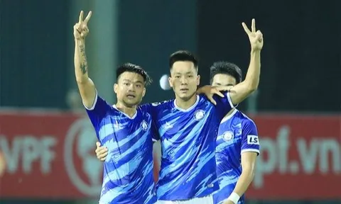 Khánh Hòa chiếm lại ngôi đầu