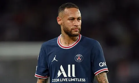 Khó khăn tuổi 30 của Neymar