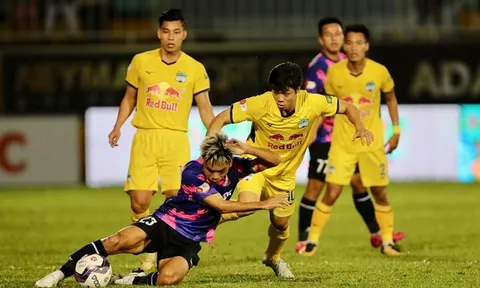 Khó vô địch, HAGL lo...trụ hạng