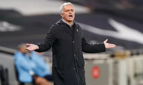 Khoảnh khắc đáng nhớ của Mourinho trong ngày Spurs quật ngã Man City