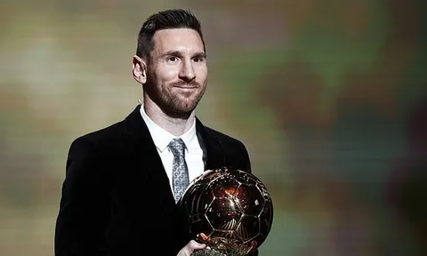 Khoảnh khắc Leo Messi trở thành chủ nhân của QBV 2019