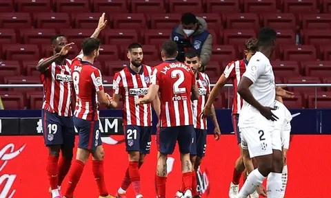 Khoảnh khắc thiên tài, Atletico đòi lại ngôi đầu từ Real