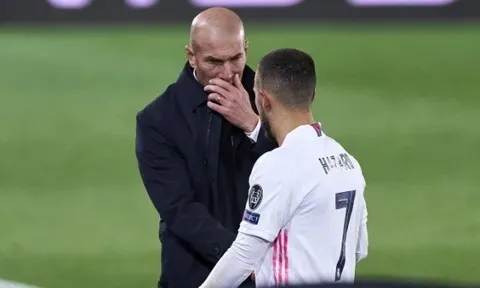Không ai cứu nổi Eden Hazard, ngoại trừ một điều