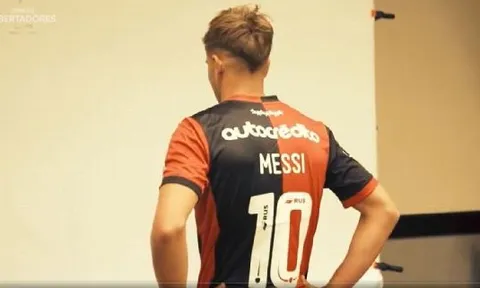 Không chờ Messi hồi hương, Newell's Old Boys đã tìm được một "Messi real"