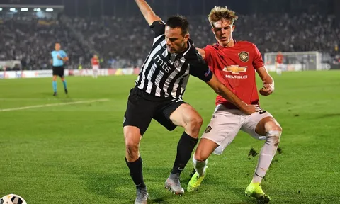 Không hề sợ hãi, Man Utd đã tìm ra một "mad dog" ở biên trái