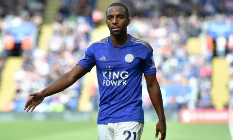 Không phải Ndidi hay Wan-Bissaka, đây mới là "thánh tắc bóng" ở Premier League