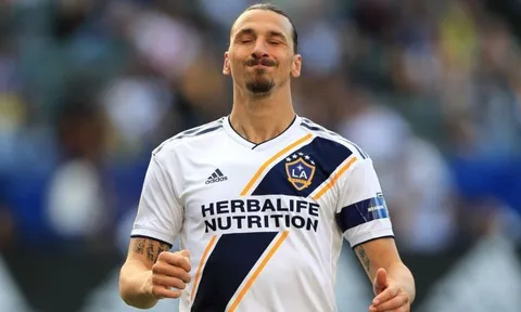 Không tưởng! 16 đội bóng tại Serie A giành giật Ibrahimovic