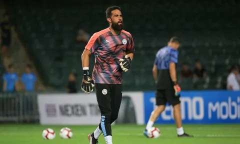 Khủng hoảng lực lượng, Man City đến Anfield với đội hình nào?