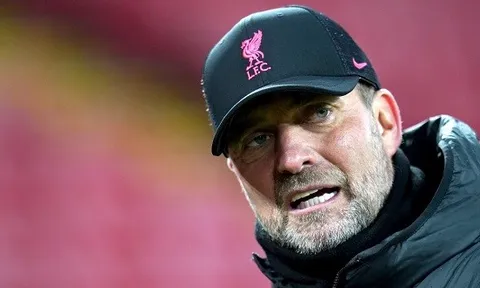 Tại sao Klopp cất vũ khí hạng nặng trên ghế dự bị?