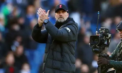 Klopp công khai đứng cùng phe với Arteta